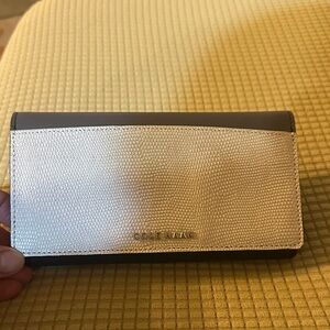 Cole Haan wallet women multi Flap Accordian .